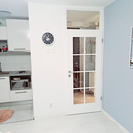 Apartman Simple Mostar Bagian luar foto