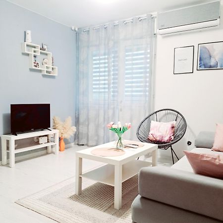 Apartman Simple Mostar Bagian luar foto