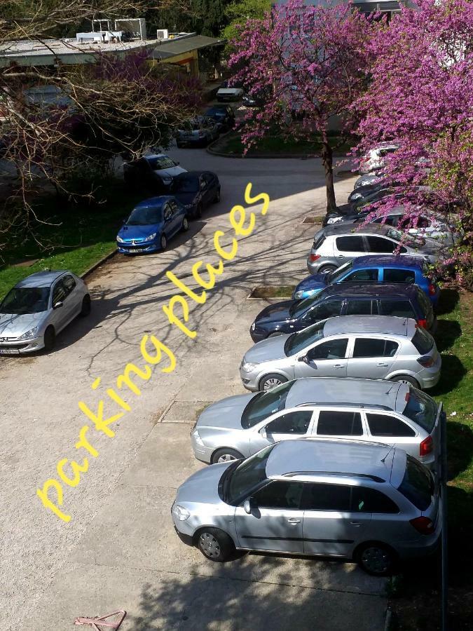 Apartman Simple Mostar Bagian luar foto