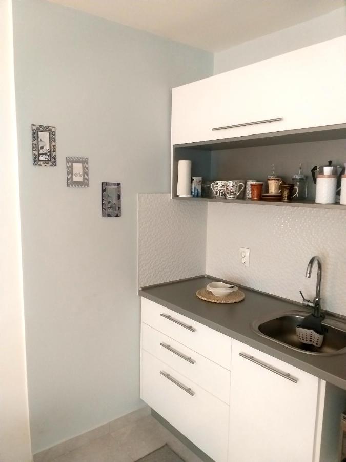 Apartman Simple Mostar Bagian luar foto